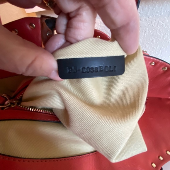 Valentino Garavani VGUC Dome Rockstud Tote in Coral Calfskin - Picture 9 of 15